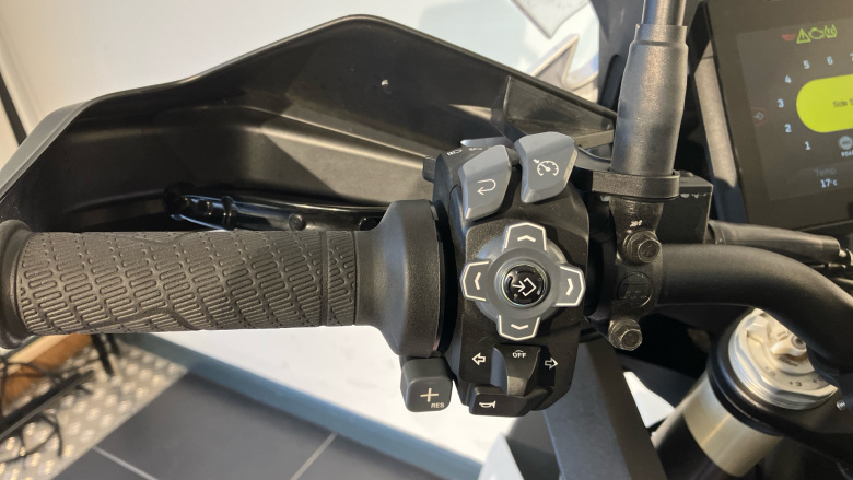 Ktm Adventure 1290 Super Adventure R (23MY)